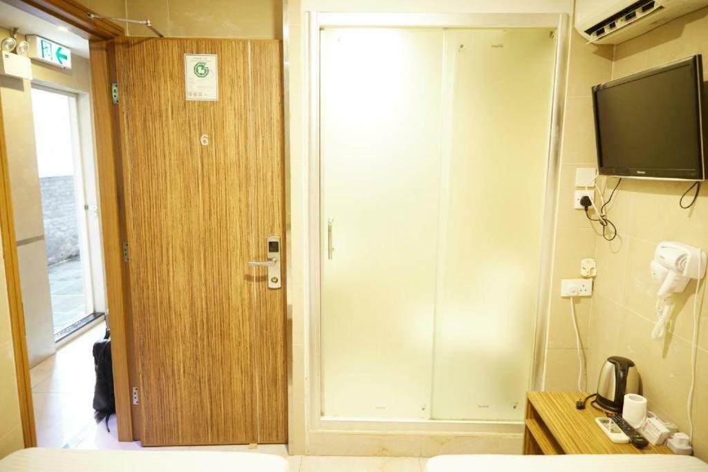Kam Fu Guesthouse Kowloon  Exterior photo